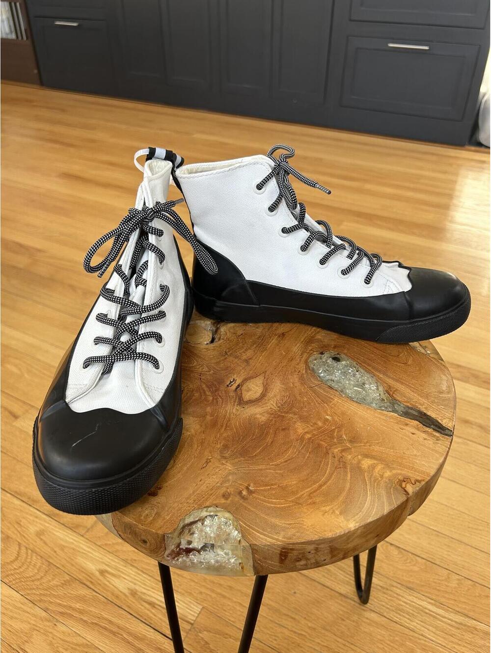 Hunter for Target White and Black High-Top Canvas Sneakers M6.5/W8.5